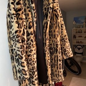 Leopard coat